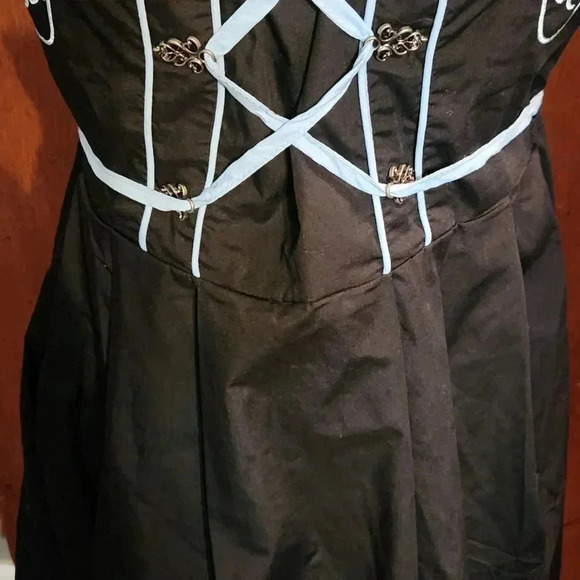 Corset Style  Dress - Picture 2 of 15